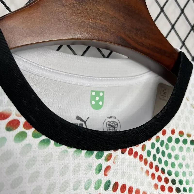 Versão Torcedor - Tailandesa - Camisa Portugal II Away (2) 25/26 s/nº Puma Masculina