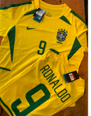 Retrô Tailandesa - Camisa Seleção Brasileira I 2002 Nº 9 - Torcedor Nike Masculina