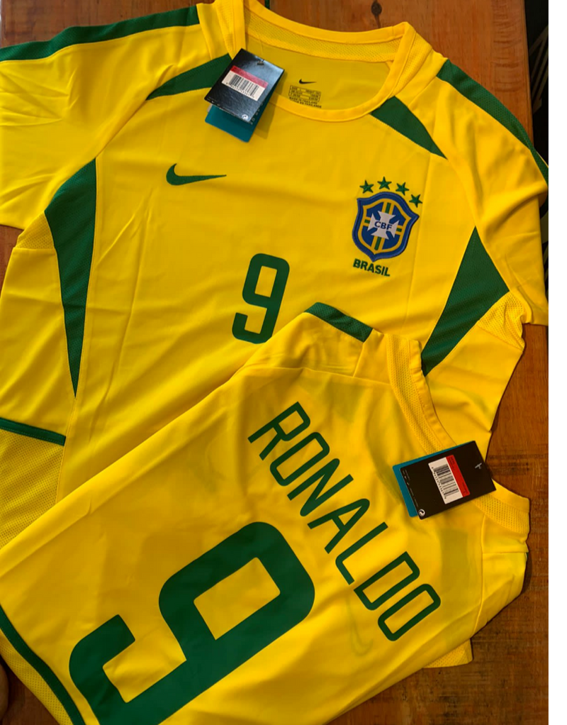 Retrô Tailandesa - Camisa Seleção Brasileira I 2002 Nº 9 - Torcedor Nike Masculina