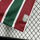 Versão Torcedor - Tailandesa -  Camisa Fluminense I 25/26 - Umbro Masculina